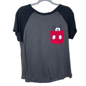 Disney Juniors Mickey Mouse Pocket T-Shirt Size XL (15/17)